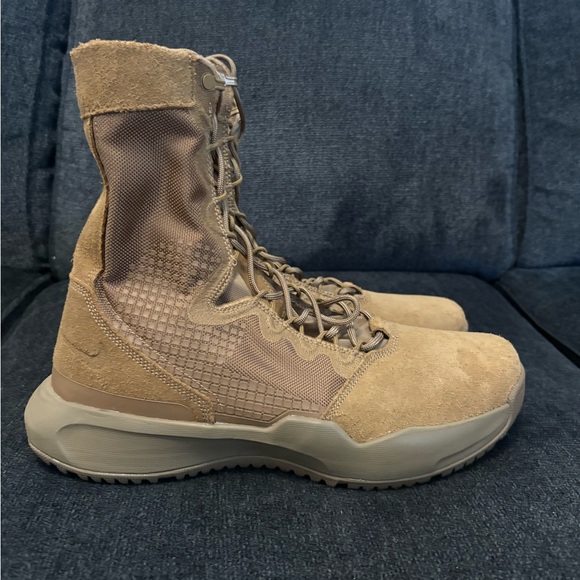 Nike SFB B1 Tactical Military Hiking Boots  Coyote 8" DD0007-900 Men Sz 12.5 - Picture 1 of 7